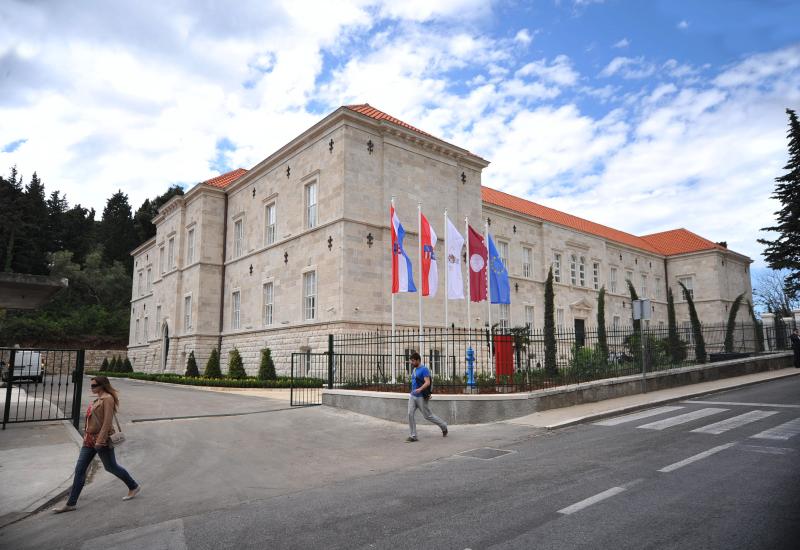 Gdje studirati? Na Sveučilištu u Dubrovniku čekaju vas inovativni studijski programi, a naglasak je na stjecanju praktičnog znanja